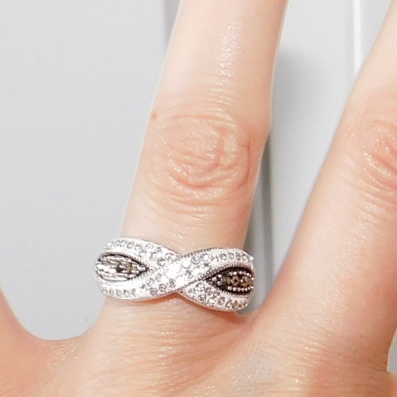 Designer Signed VI Silver Tone Marcasite Ring~6.5 - Picture 8 of 8